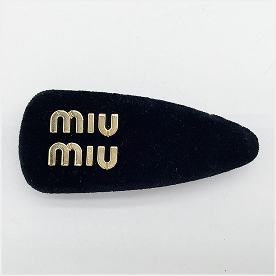 miu miuバレッタ ベロア高価買取