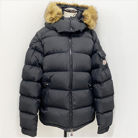 MONCLERダウンジャケット MAYA高価買取
